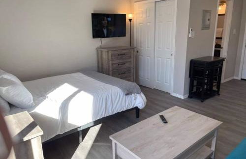 Studio w Balcony - Near Nob Hill and Hospitals - Foto 3