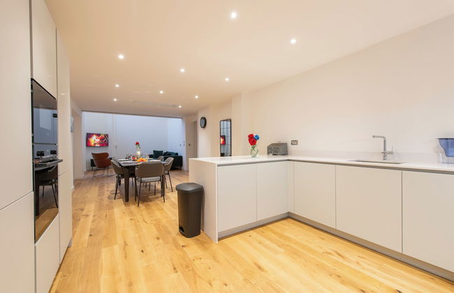 Exquisite 3BR Duplex Apartment, Air-con& Amenities - Foto 22