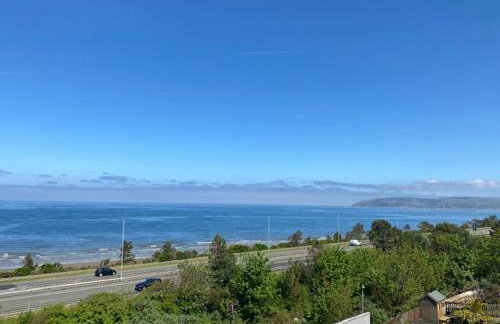 Lovely New 2 Bedroom Condo with Stunning Seaviews - Foto 37