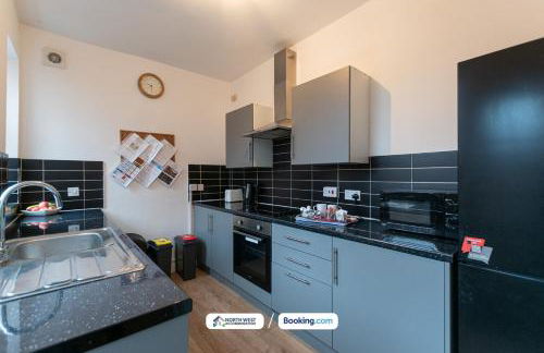 Comfortable 3-Bed Home in Leigh Ideal for Contractors and Relocating Families - Foto 5
