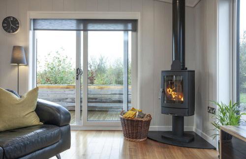 Deer Leap, Strawberryfield Park - Photo 9