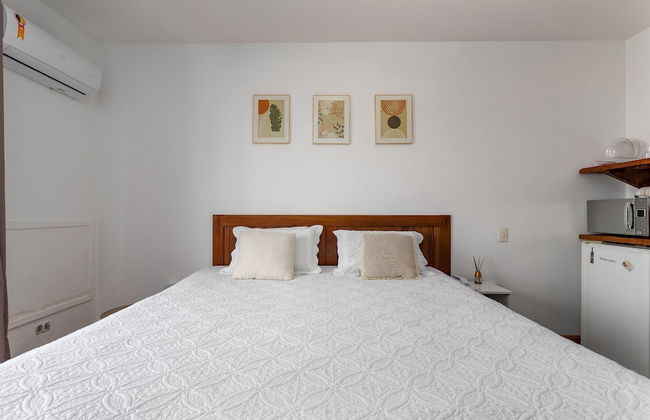 (902-B) Studio com Vista Mar e Comodidades - Foto 8