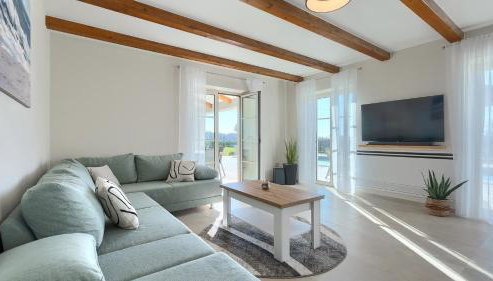 Beautiful villa Jurasi with outdoor pool in Tinjan - Foto 4