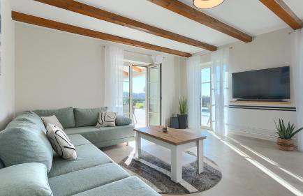 Beautiful villa Jurasi with outdoor pool in Tinjan - Foto 4