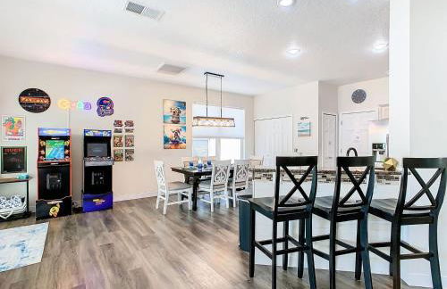 E511JA - Our Happy Place 3B/2bath - Pool & Arcade - Foto 48