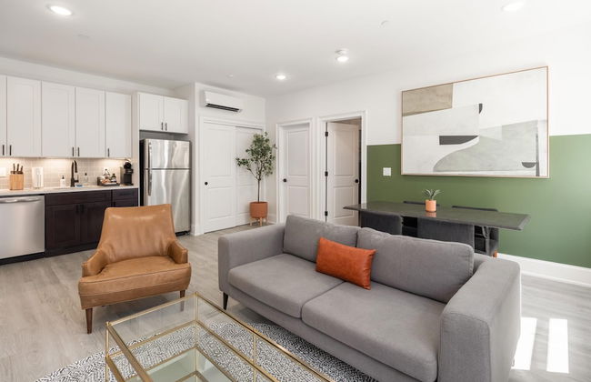 Sosuite Corner 1BR Apt w W D Desk - Photo 12