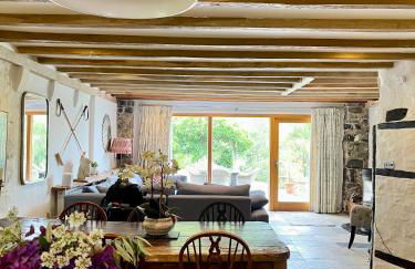 Stunning house, fenced garden, and outdoor dining! - Foto 24