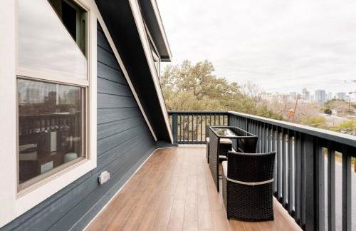 Bachelor/Bachelorette Mansion In the Heart of ATX - Photo 25