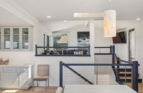 Breathtaking Views of the Pacific Ocean Rooftop Balcony Gourmet Kitchen and Hot Tub overlooking Golf Course - Foto 34