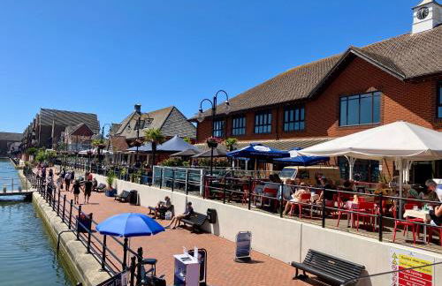 Eastbourne Long Beach View, Sovereign Harbour Apartment, Exceptional - Foto 21