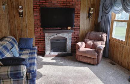 Entire Home - 4 Bedroom - Canandaigua - Steps Off Downtown - Walking distance to Restaurants, Shops, Breweries & Pubs - Foto 30