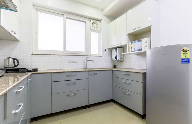 Modern City Retreat 2bhk Paras Fortis Balcony - Photo 47