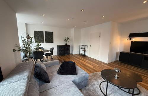 Neu eingerichtete Wohnung Apartment 75qm Boarding House Aachen Wuerselen - Foto 1