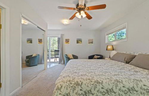 Red Cabin in Twain Harte - King bed - Photo 5