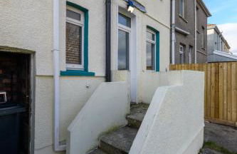 Welsh 3 Bedroom Retreat w Garden Parking Wifi - Photo 27