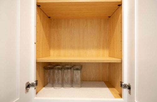 4 Min to Downtown - 10 to Elon - Washer and Dryer - Foto 32