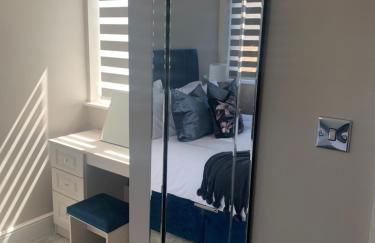 Willshaw Suites for families over 25 only - Foto 60