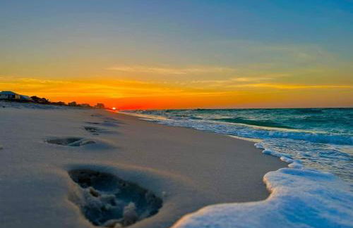 Silvia's Serenity Beach Home with New Salt Water Pool - Foto 58