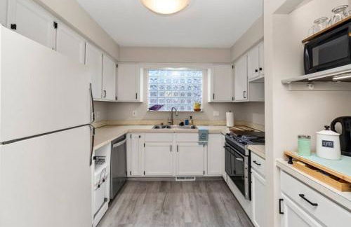 Enjoy Our Lakefront Paradise - Foto 9