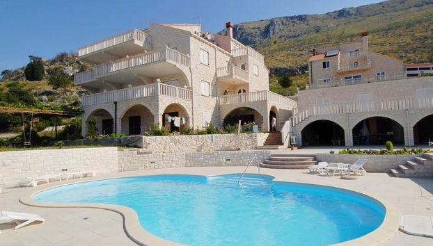 Marnic Apartments - Photo 5