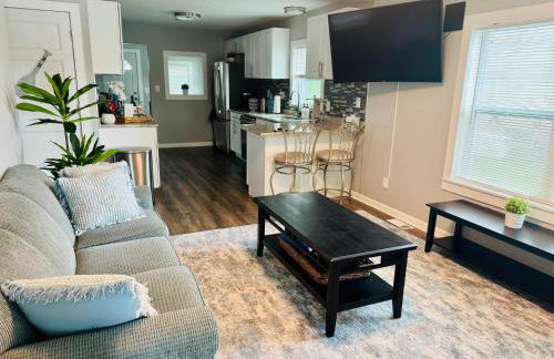 Charming Walled Lake MI Cottage - Foto 4