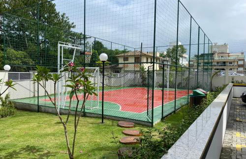 Apartamento em Condomínio Clube frente à praia do Campeche - Foto 27