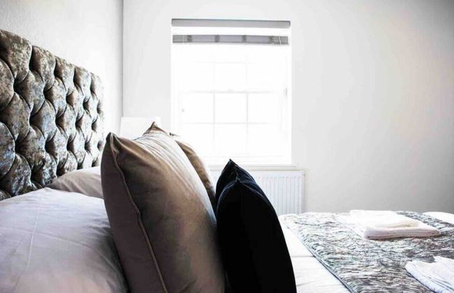 2 Bedroom Heron Apt Leamington Spa - Photo 8