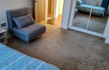 Countryside 2 Bed Bungalow with Stunning Views Free WiFi and Parking Ideal for Business and Leisure - Photo 32