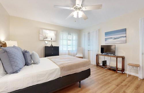 Sparking Ocean - Photo 14