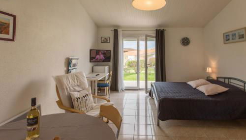 Atlantic Residence Studios - Photo 4