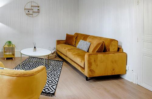 Les Graveurs - Centre Bourgoin - Parking Gratuit - Foto 7