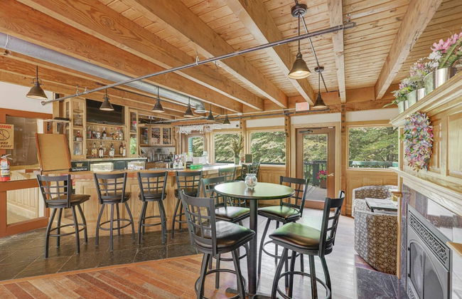 Valley Escape - Photo 43