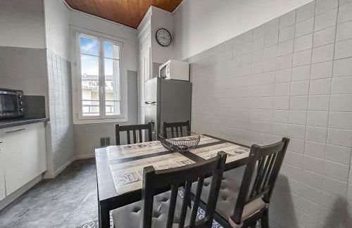 Vue sur la Bastille Appt Calme et Cosy - Foto 9