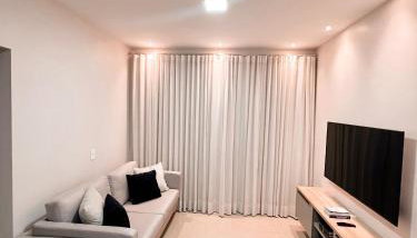 Apartamento inteiro dois quartos próximo ao Centro - Foto 5