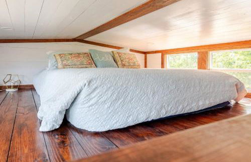 Serene Vineyard•Deck, Pickleball, Views~ Near Town - Foto 7