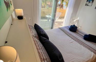 GATU Villa Atardecer en la playa de las Redes " Preferente mayores de 21 años y familias " - Foto 16