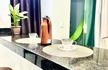 APË GOLD NO CENTRO DA CIDADE COM AR E CAMA KINg - Foto 48