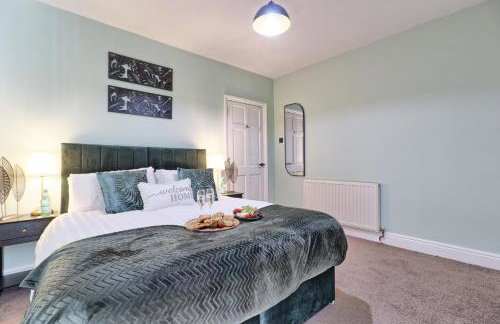 Large Southend Beach House Sleeps 8 Free Parking x 2 Perfect for Contractors 4 King Beds or 8 Single Beds by The Opulent Property Project UK - Foto 21