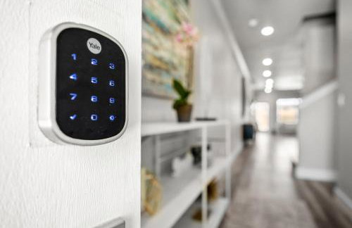 Beautiful New 3 Bedroom Townhouse w/ Private Pool - Foto 3