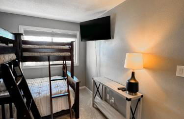 Perfect Family Escape - 3 Bed Condo with Pools - Photo 37