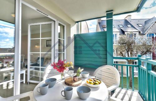 LocaLise - A18 - Appartement avec balcon - Petite vue mer à travers le palmier - Piscine de avril à septembre - Wifi inclus - Animaux admis - Draps inclus - Parking inclus - Foto 12