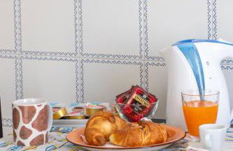 Butterfly House - Photo 16