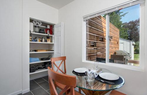 Mother in Law Suite with Private Hot Tub--Downtown - Foto 9