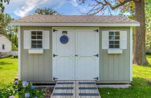 Lake Front Home with Pool and Stunning Views - Foto 12