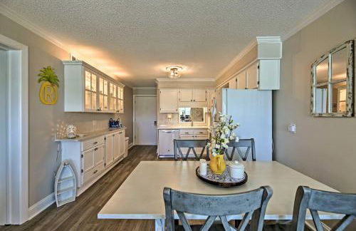 Walk to Beach Ocean-View Atlantic Beach Condo! - Foto 6