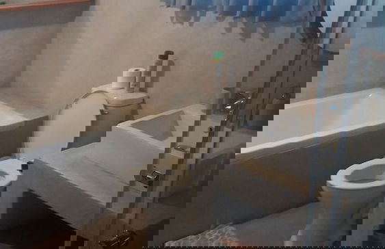 Room-homely Room in Peaceful and Comfort - Photo 9