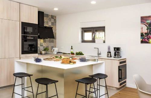 Villa Luxury Dream, Indoor Heated Pool, 7 persons, Sea Views, Omiš - Foto 4