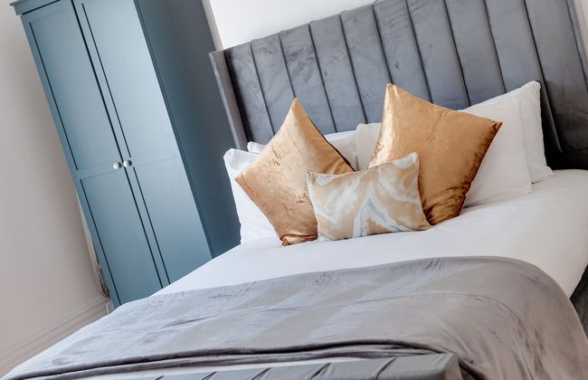 80 by Elite - Photo 28