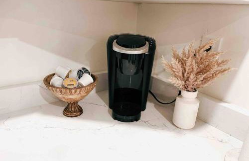 Lovely 1 Bedroom - Walk to Waterfront - Foto 12