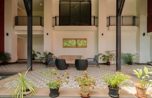 Sunny 1BR Retreat Steps From Candolim Beach - Photo 16